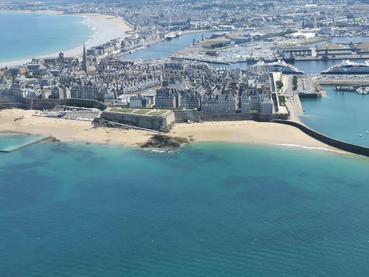Stuart Apartment Dinard